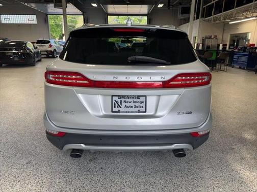 2015 Lincoln MKC Base