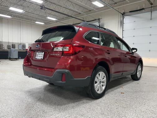 2019 Subaru Outback 2.5i