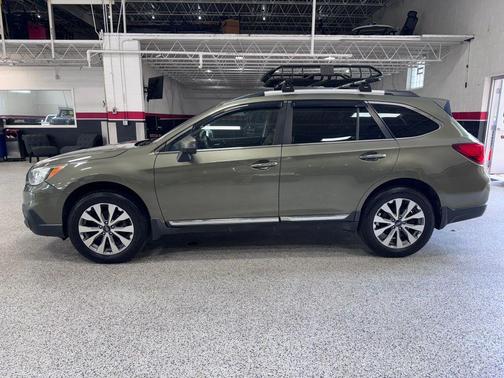 Green 2017 Subaru Outback 3.6R Touring