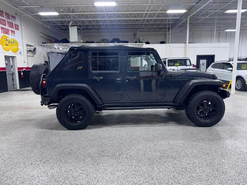 Gray 2017 Jeep Wrangler Unlimited Sport