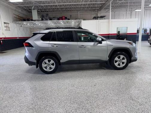 2019 Toyota RAV4 Hybrid XLE