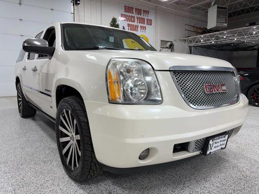 2012 GMC Yukon XL Denali