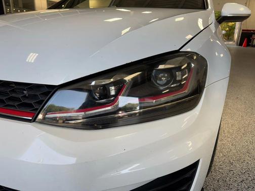 2015 Volkswagen Golf GTI 2.0T S 4-Door