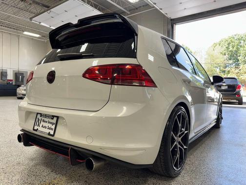 2015 Volkswagen Golf GTI 2.0T S 4-Door