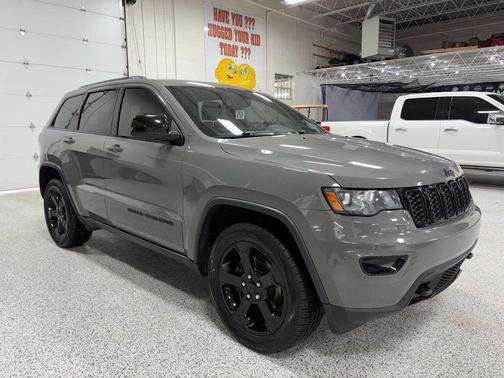2020 Jeep Grand Cherokee Upland