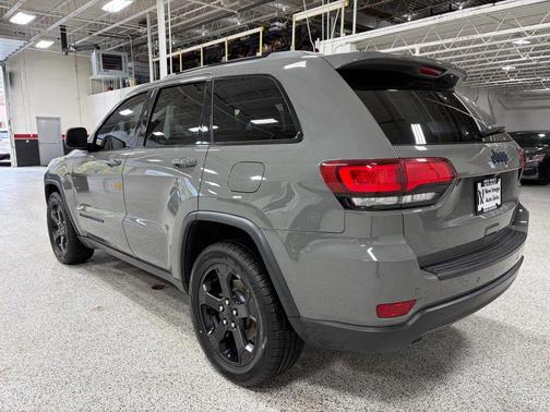 2020 Jeep Grand Cherokee Upland