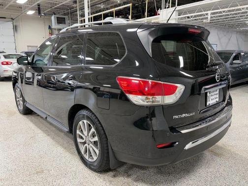 2015 Nissan Pathfinder SV