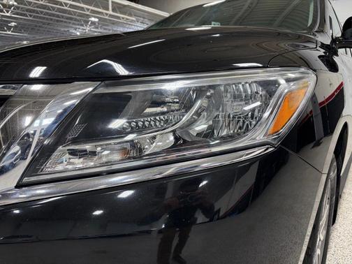 2015 Nissan Pathfinder SV