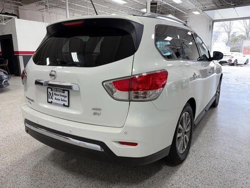 2014 Nissan Pathfinder SV