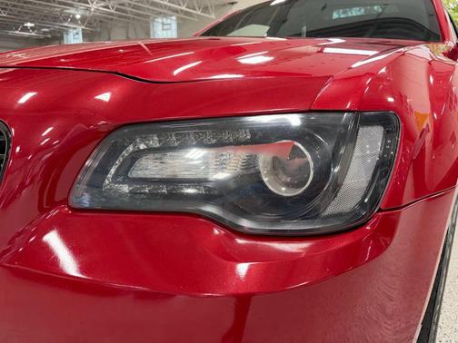 2016 Chrysler 300 S