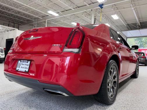 2016 Chrysler 300 S