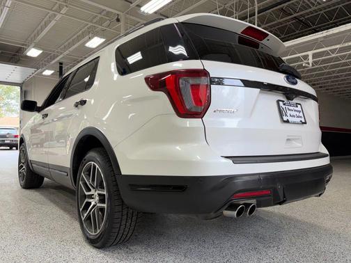 2019 Ford Explorer Sport