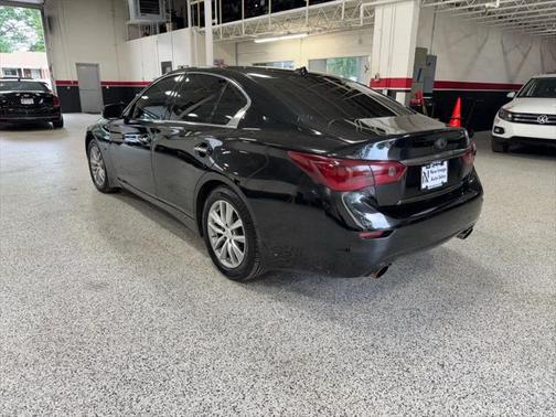 2015 INFINITI Q50 Premium
