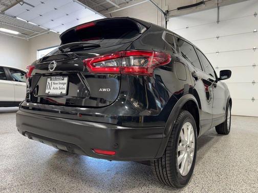 2021 Nissan Rogue Sport S