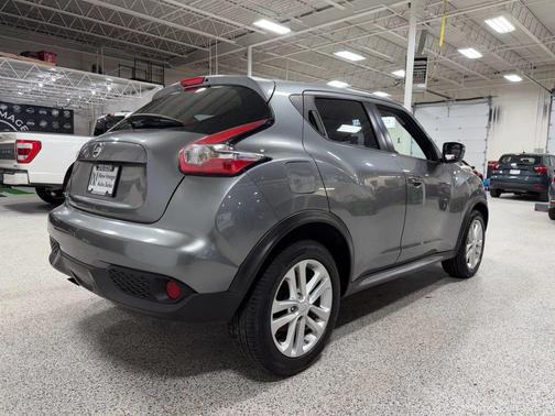 2017 Nissan Juke S