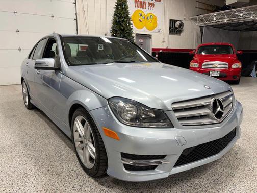 2013 Mercedes-Benz C-Class C 300 4MATIC Luxury