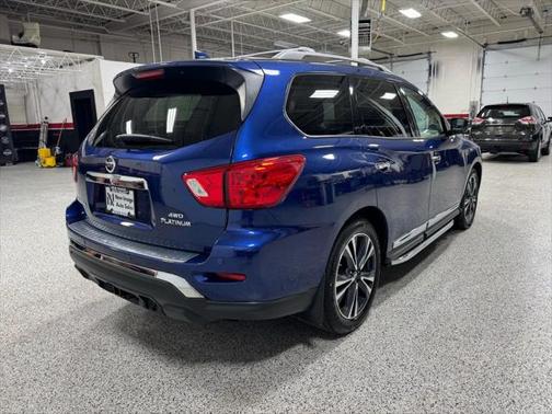 2019 Nissan Pathfinder Platinum