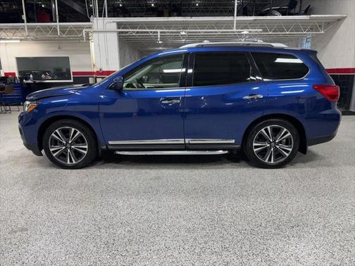 2019 Nissan Pathfinder Platinum