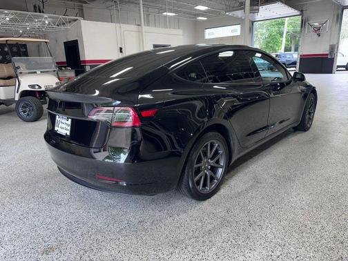Black 2019 Tesla Model 3 Mid Range