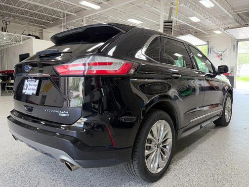 Black 2020 Ford Edge Titanium