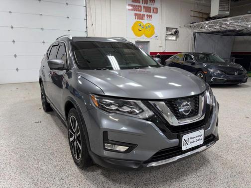 2017 Nissan Rogue SL