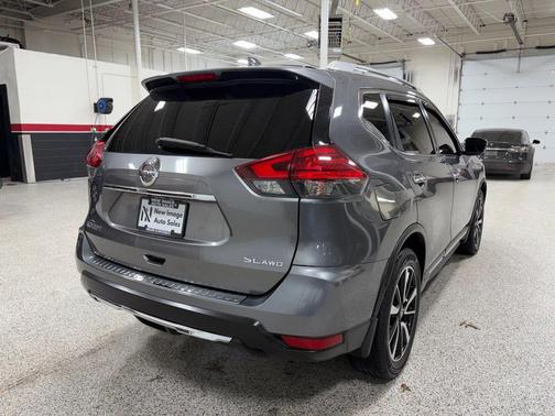 2017 Nissan Rogue SL