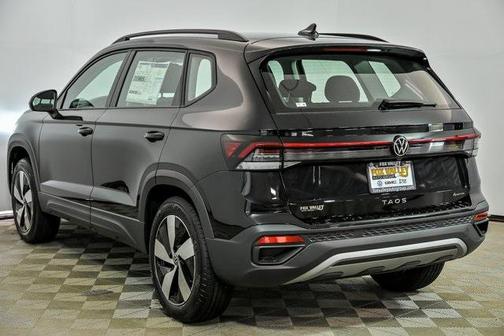 2025 Volkswagen Taos 1.5T S