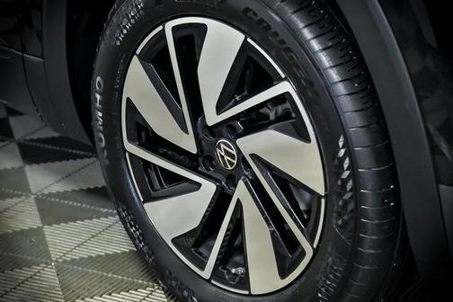 2024 Volkswagen Atlas 2.0T SE w/Technology 4MOTION