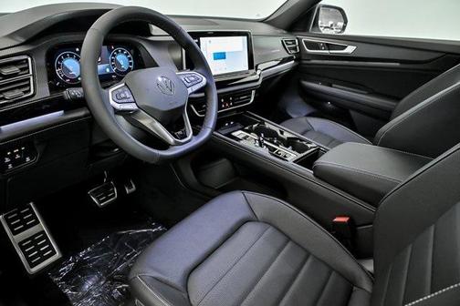 2026 Volkswagen Atlas Cross Sport 2.0T SEL