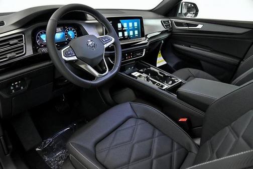 2026 Volkswagen Atlas Cross Sport 2.0T SE w/Technology 4MOTION