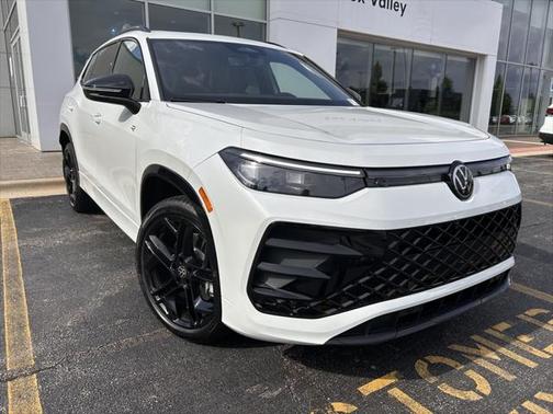 2025 Volkswagen Tiguan 2.0T SE R-Line Black 4MOTION