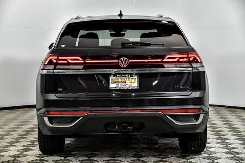 2025 Volkswagen Atlas Cross Sport 2.0T SE w/Technology 4MOTION
