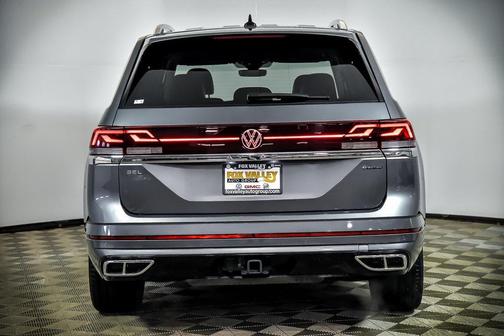 2025 Volkswagen Atlas 2.0T SEL Premium R-Line 4MOTION