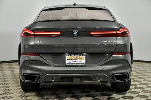 2021 BMW X6 M50i
