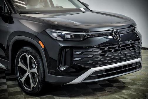 2025 Volkswagen Tiguan 2.0T SE 4MOTION