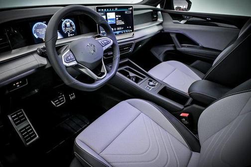 2025 Volkswagen Tiguan 2.0T SE R-Line Black 4MOTION