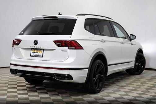 2024 Volkswagen Tiguan 2.0T SE R-Line Black 4MOTION