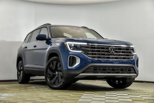 2025 Volkswagen Atlas 2.0T SE w/Technology 4MOTION