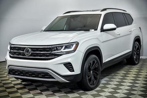 2022 Volkswagen Atlas 3.6L SE w/Technology