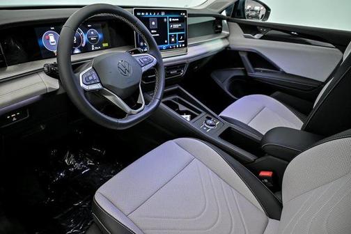 2025 Volkswagen Tiguan 2.0T SE 4MOTION