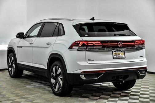 2026 Volkswagen Atlas Cross Sport 2.0T SE w/Technology 4MOTION