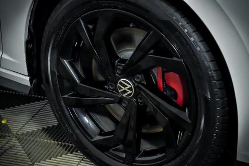 2024 Volkswagen Jetta GLI 2.0T Autobahn