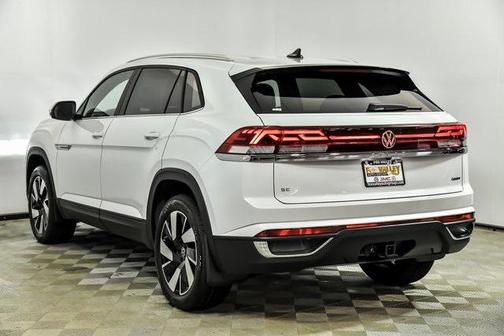 2025 Volkswagen Atlas Cross Sport 2.0T SE w/Technology 4MOTION