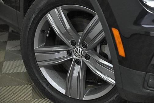 2021 Volkswagen Tiguan 2.0T SEL