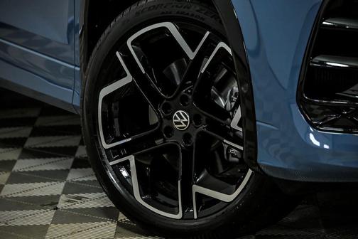 monterey blue pearl 2026 Volkswagen Tiguan 2.0T SEL R-Line 4MOTION