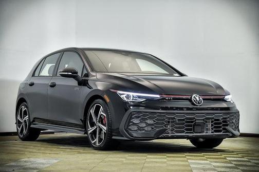 2025 Volkswagen Golf GTI 2.0T SE DSG