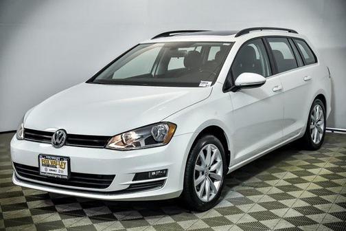2017 Volkswagen Golf SportWagen TSI SE