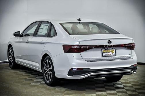 Opal White Pearl 2026 Volkswagen Jetta 1.4T SE