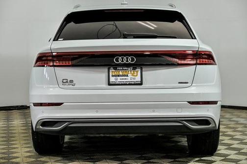 2023 Audi Q8 55 Premium