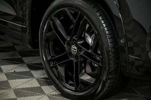 2025 Volkswagen Tiguan 2.0T SE R-Line Black 4MOTION